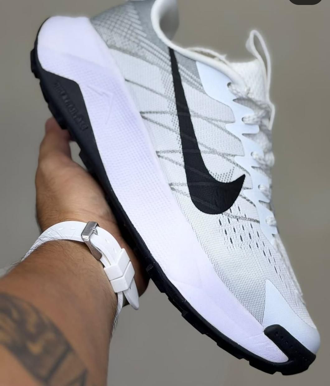 Fowfit Swift White